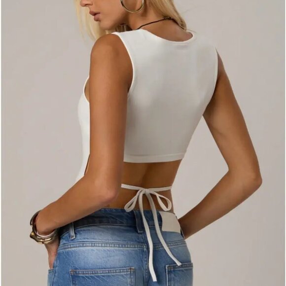 Tie Back Accent White Sleeveless Tank Top - Picture 2 of 5